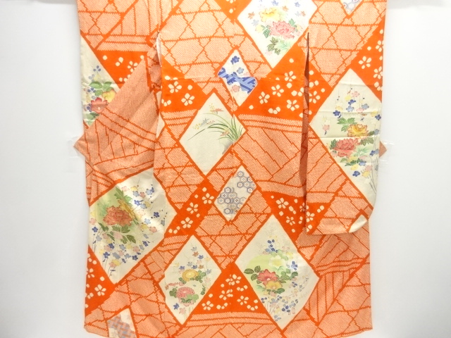 アンティーク　絞り牡丹梅模様刺繍振袖
